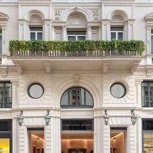 https://park-hyatt-milan.it-lombardy.com