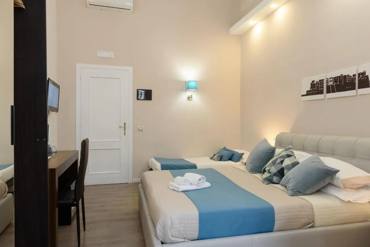Bed and Breakfast Domus Angioina Napoli Bed & Breakfast