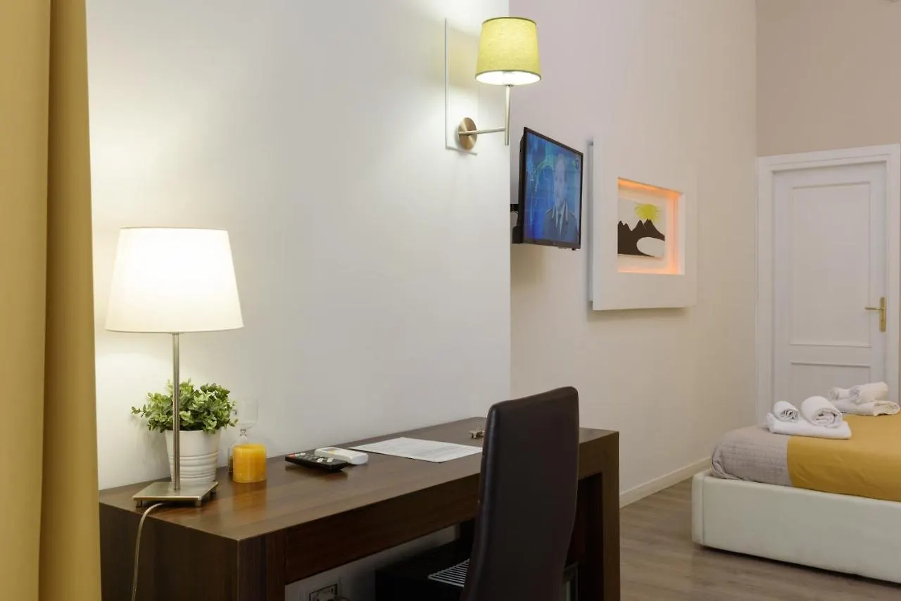 Bed and Breakfast Domus Angioina Napoli Bed & Breakfast